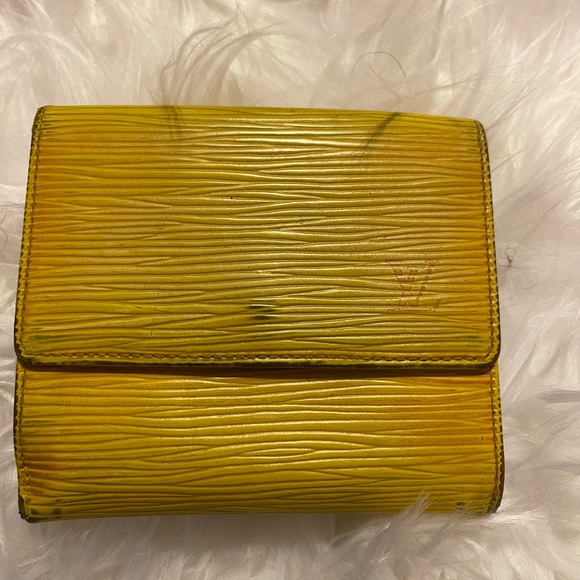 Louis Vuitton Epic Elise Wallet - Picture 2 of 7